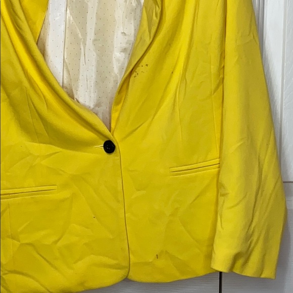 Bright Yellow Long Sleeve Blazer - Picture 2 of 8
